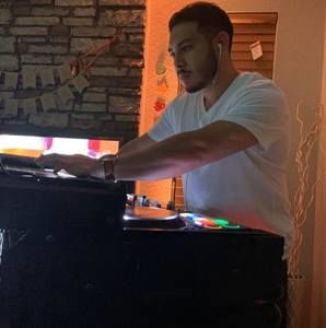 Meet your Posher, Fernando